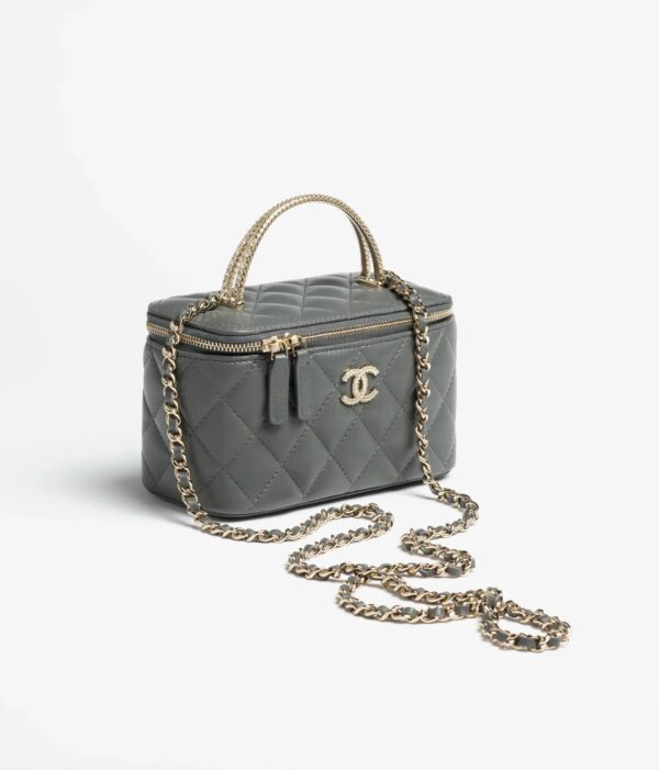 Chanel Long Vanity With chain